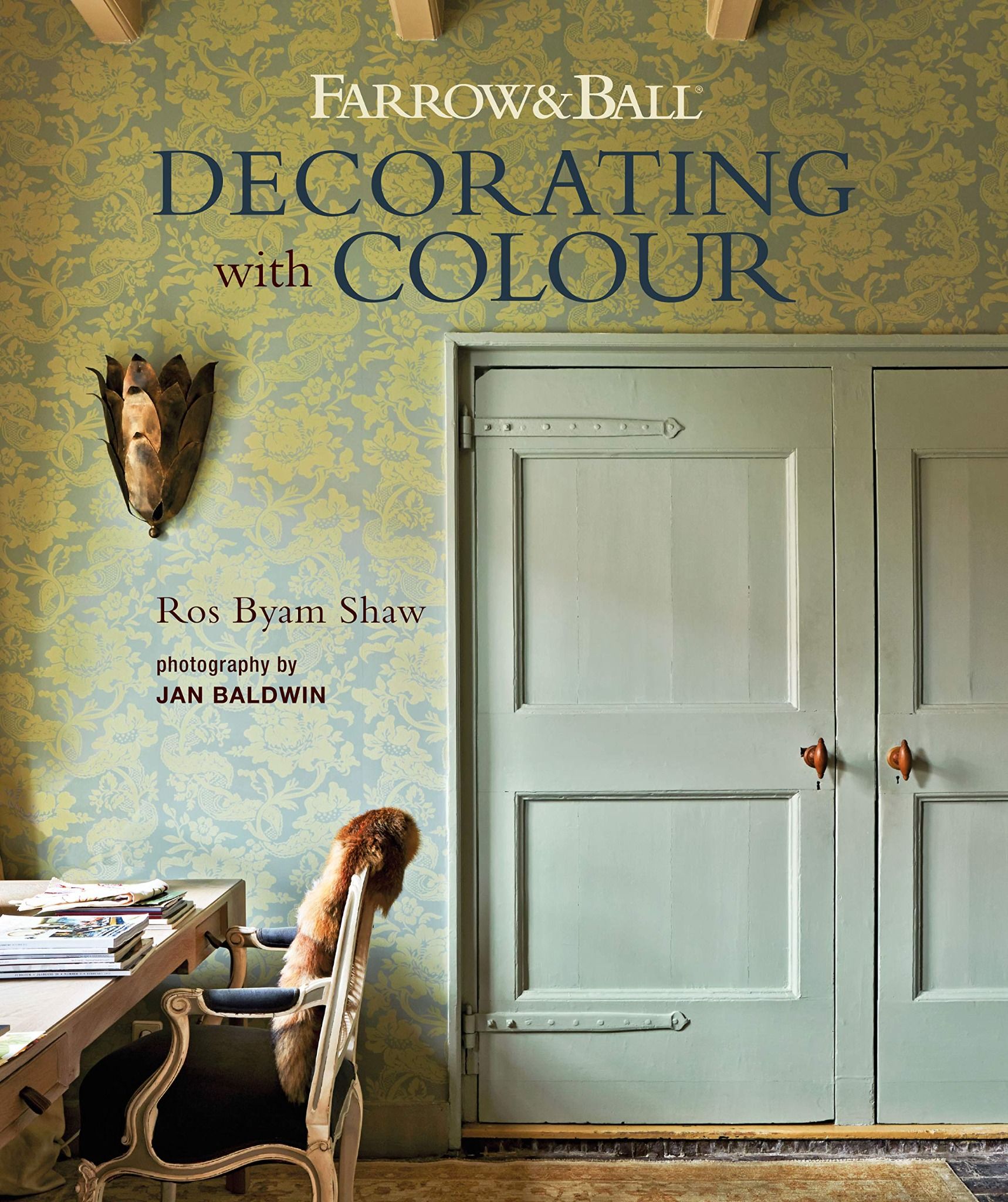  Farrow & Ball Decorating with Colour 