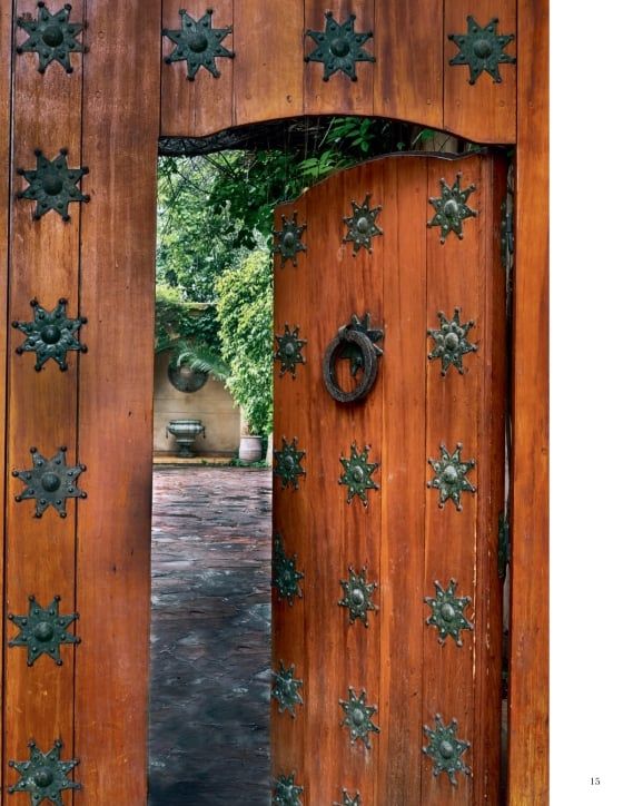  Inside Marrakesh_Meryanne Loum-Martin_9780847864270_Rizzoli International Publications 