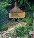  Treehouses, Towers, and Tea Huts_Mauro Pierconti_9788891820419_Mondadori Electa 