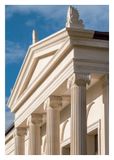  Classicism at Home: Architecture of Alireza Sagharchi: Stanhope Gate 