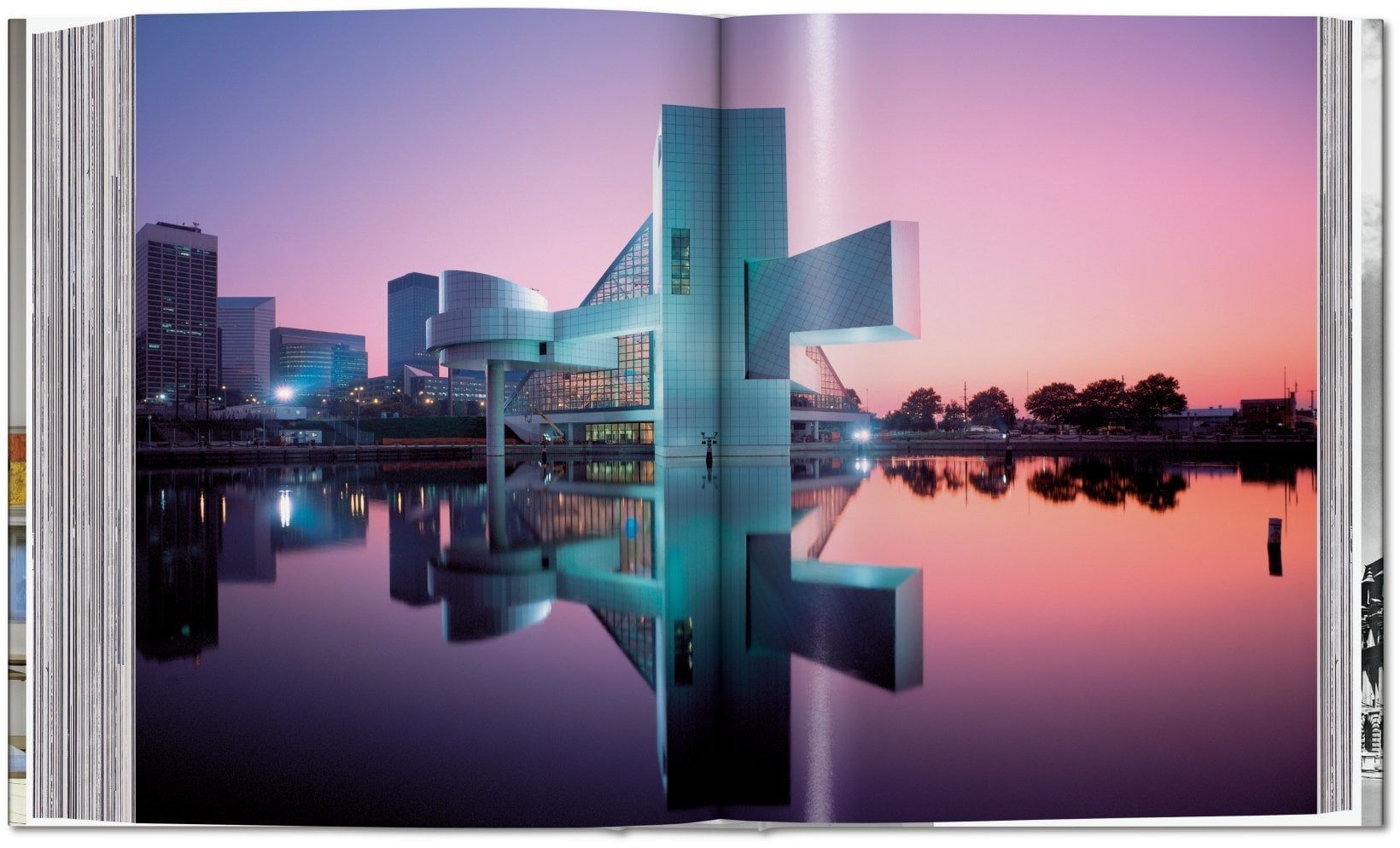  Modern Architecture A-Z_Taschen_9783836556316_Taschen 