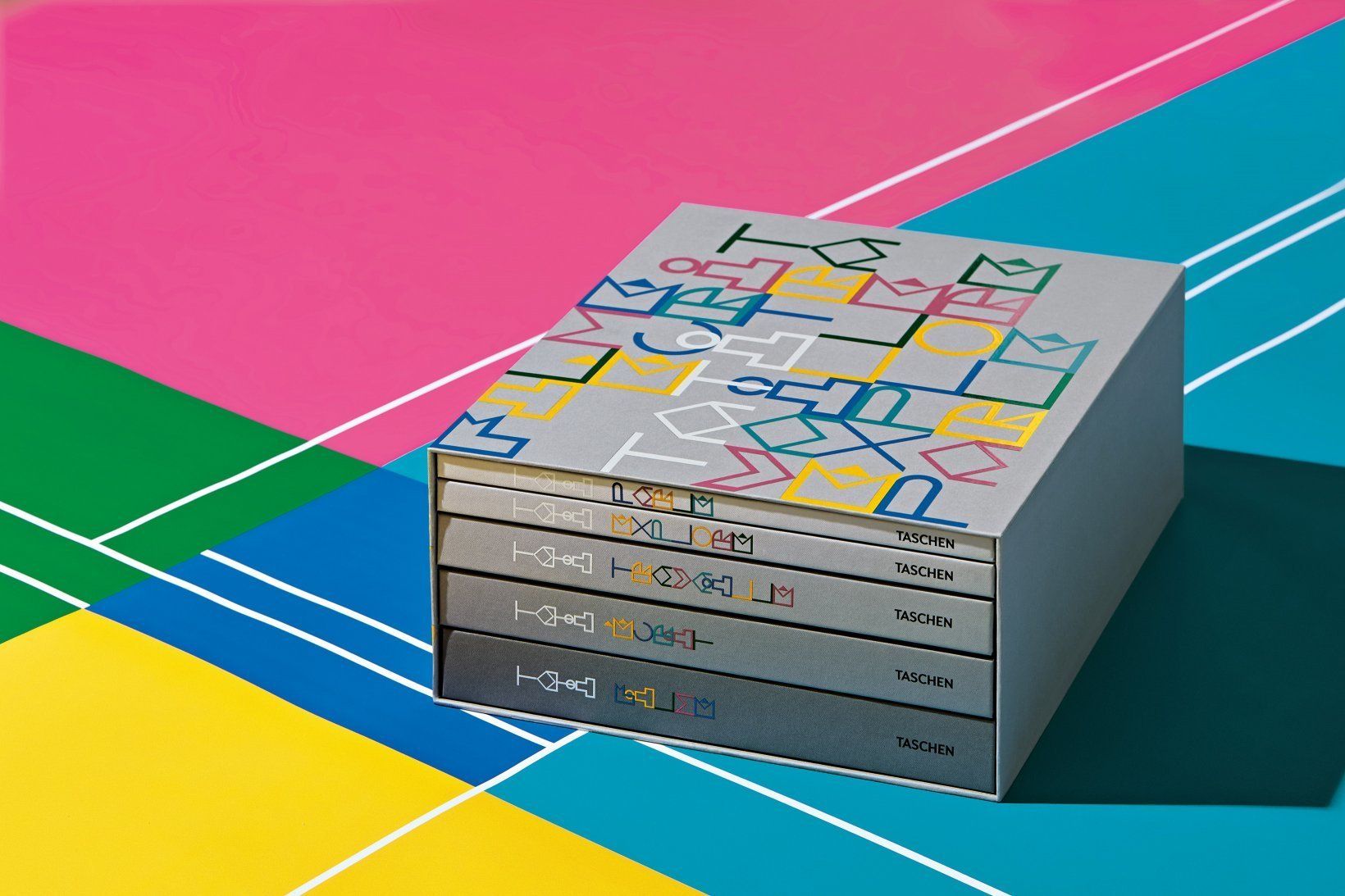  The Definitive Jacques Tati_Alison Castle_9783836577113_TASCHEN 