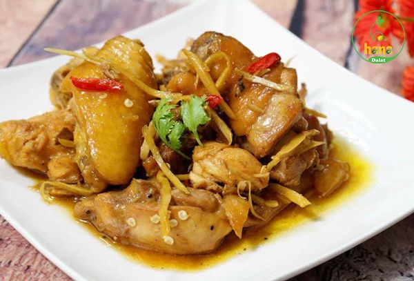  Gà kho sả/gừng - nửa con 