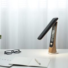 Đèn học thông minh chống cận WILIT UL - U30C model 2025