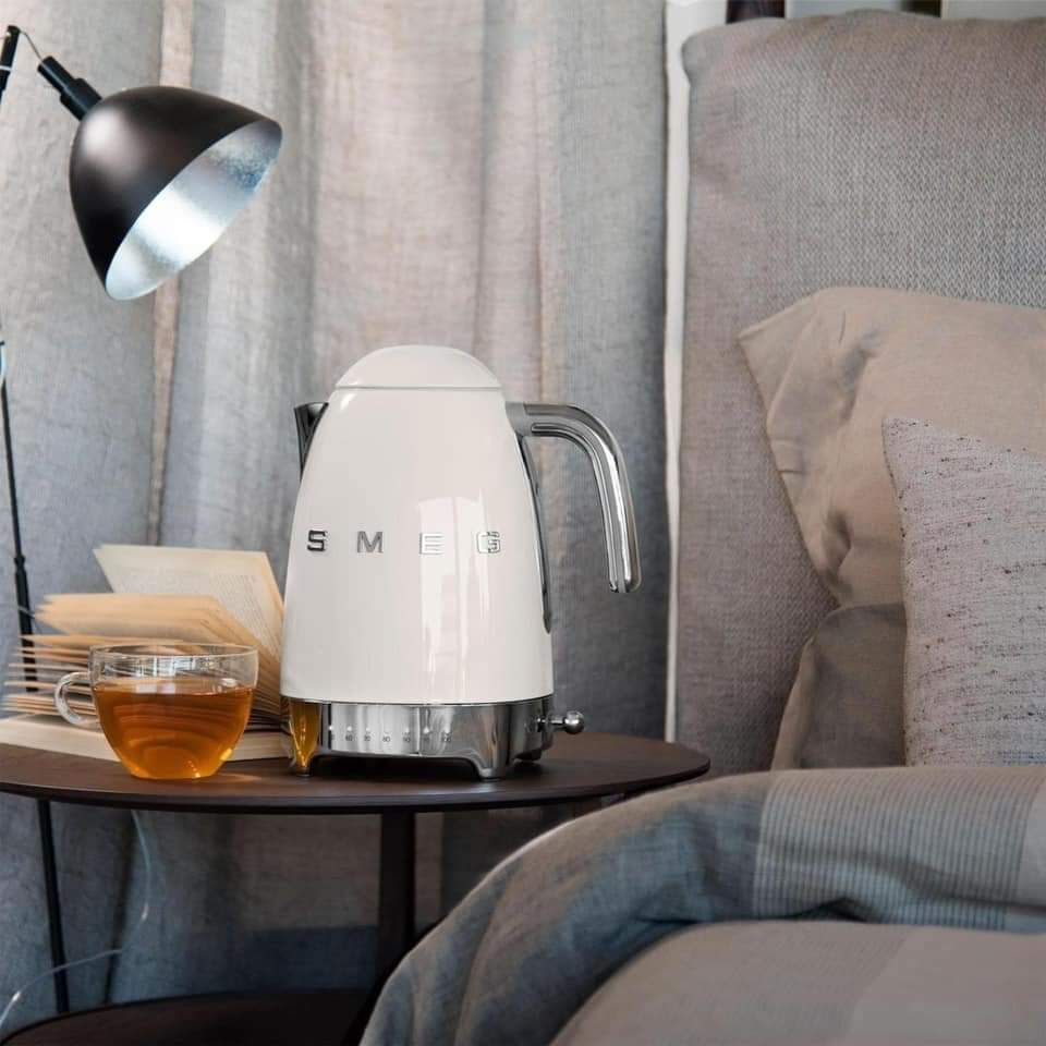 Ấm siêu tốc SMEG KLF04 có điều chỉnh nhiệt độ siêu đẳng cấp – Anh Thư Hàng  Đức