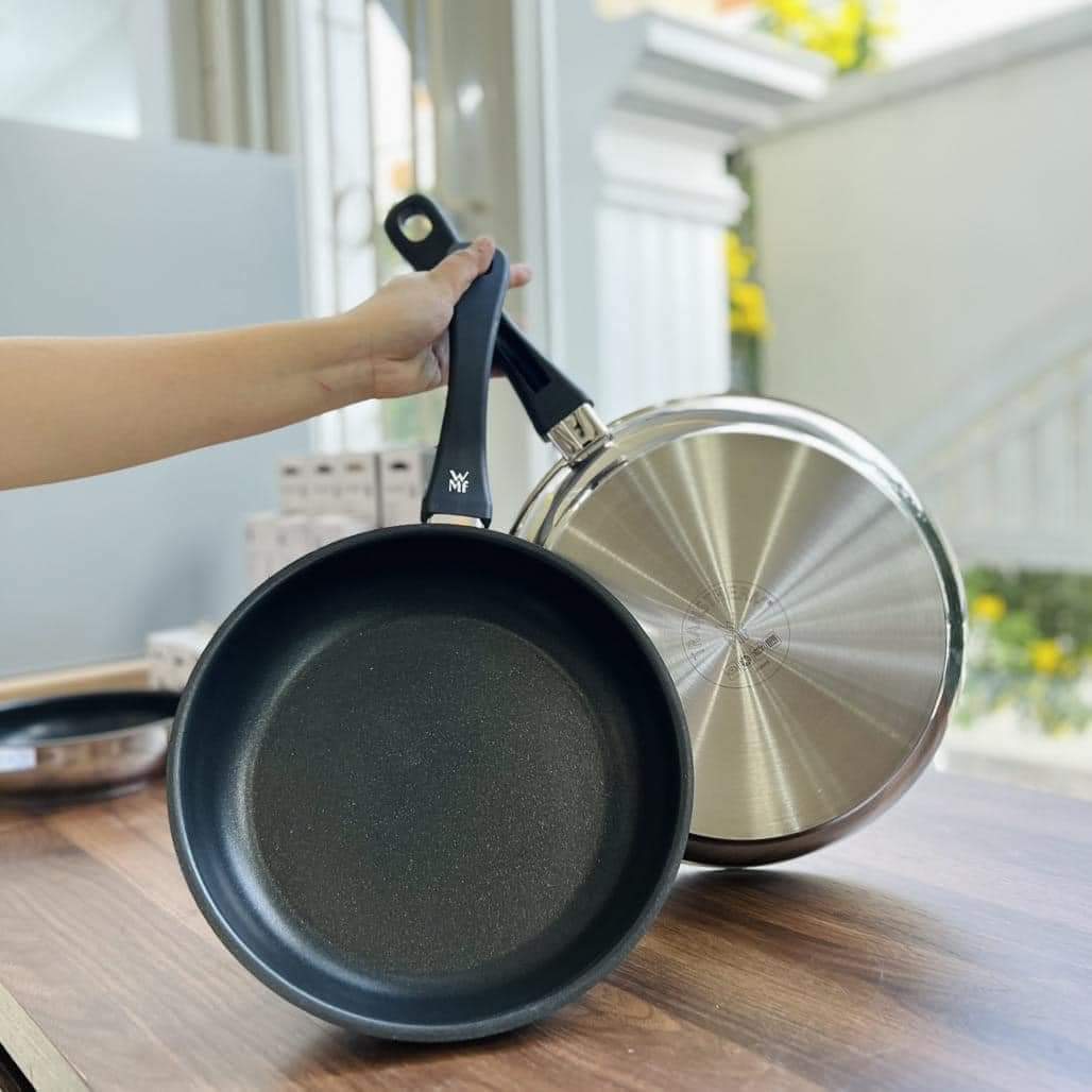 Set 2 chảo chống dính WMF Devil 24 + 28cm cán nhựa – Anh Thư Hàng Đức