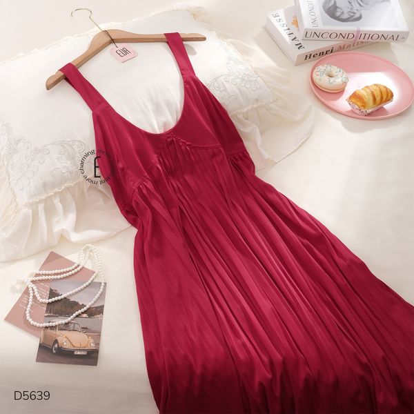  Váy lụa xếp li D5639 