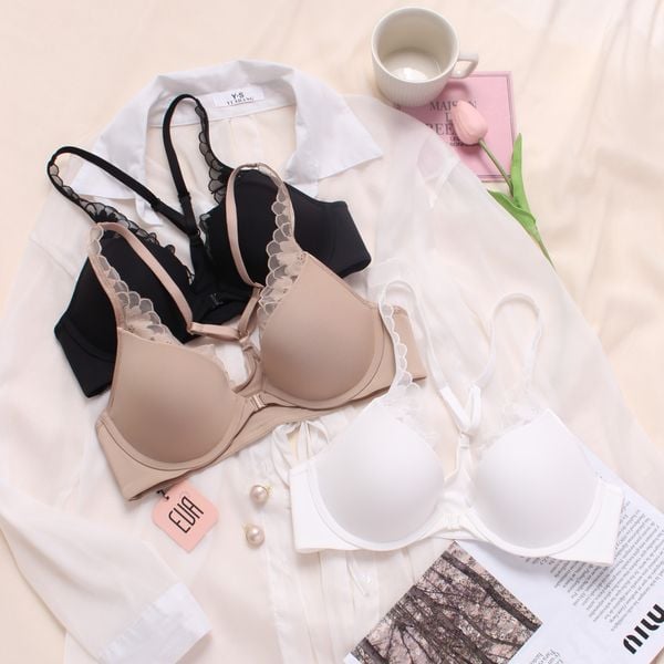  Áo cài trước viền ren A1005 