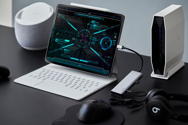 Hub chuyển đổi Belkin 7 trong 1 USB-C Multiport - HDMI 4K 30Hz, 100W PD, 2xUSB-A 3.0, 3.5 mm audio, SD 3.0,microSD 3.0