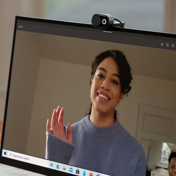 Webcam máy tính Microsoft Modern 8L3-00009