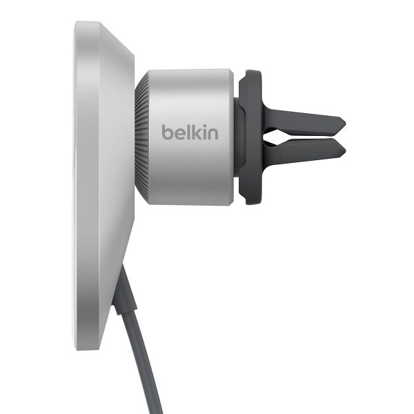 Giá đỡ iPhone BOOSTCHARGE PRO Belkin cho xe hơi, có sạc không dây Mag_safe 15W WIC008