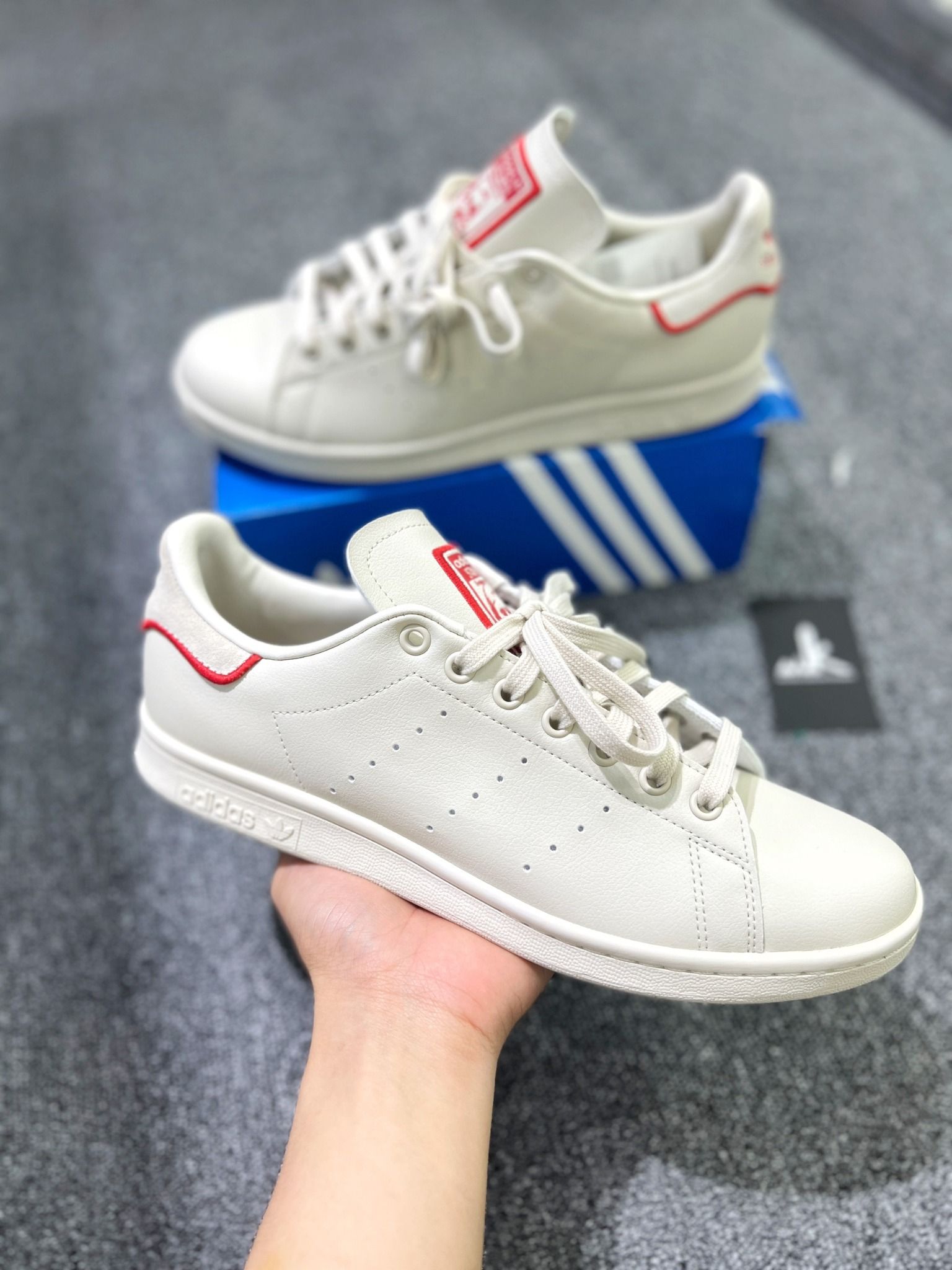 スタンスミス】adidas GX4452 ベージュ-