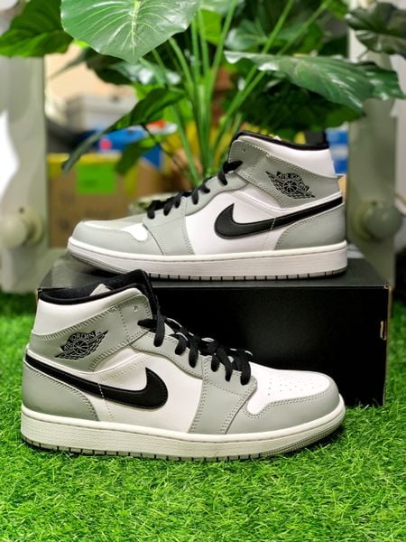  554724-092 Nike Air Jordan 1 Mid Smoke Grey 