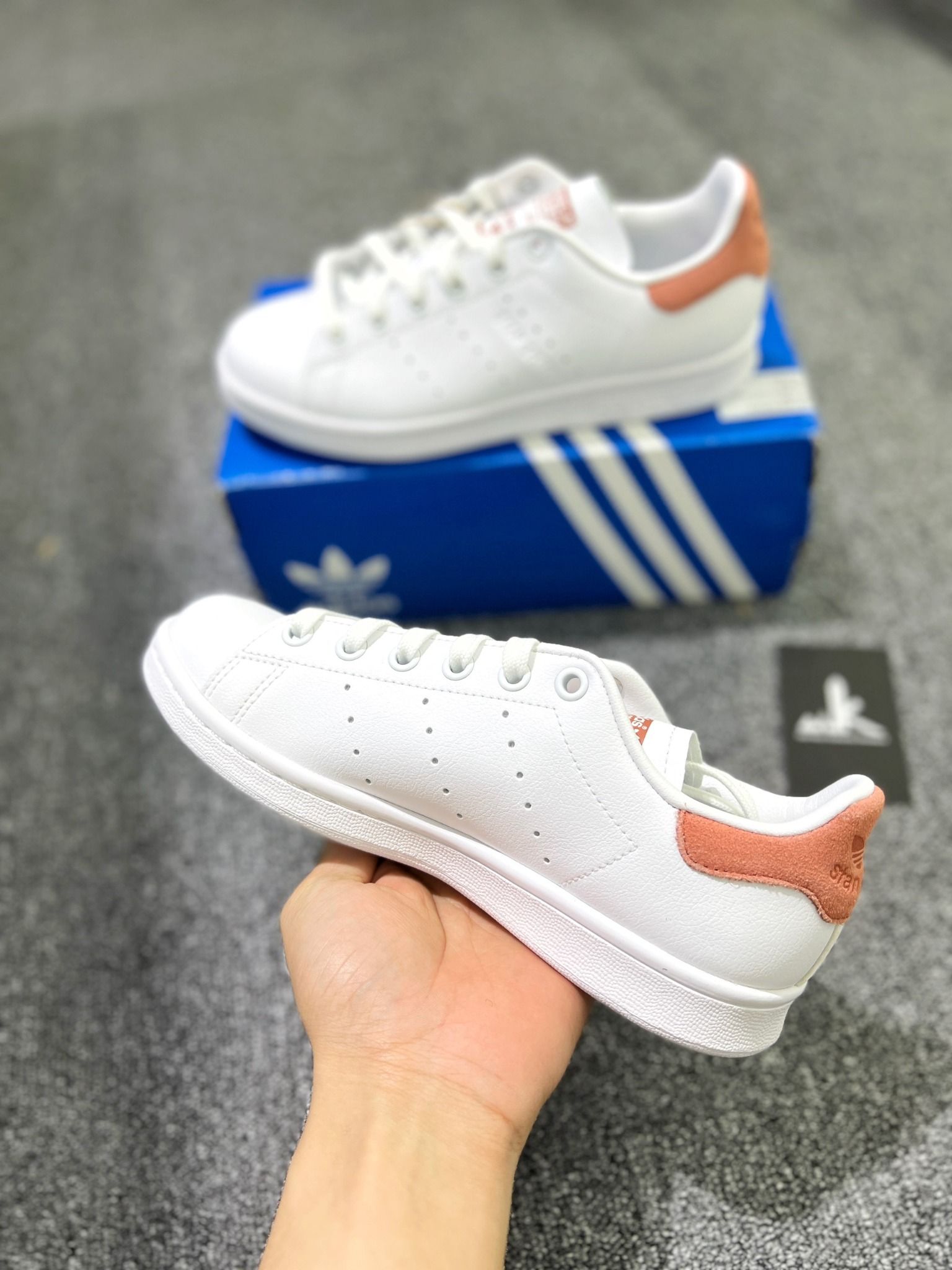  GX4437 Stan Smith Magic Earth 