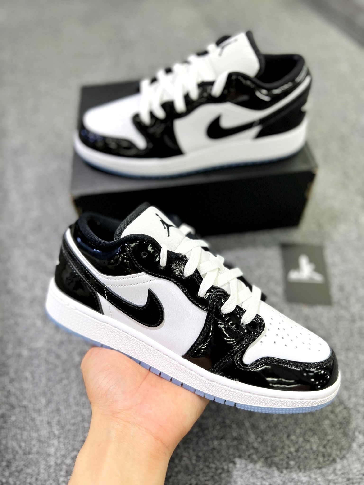  DV1309-100 Jordan 1 Low Dark Concord 