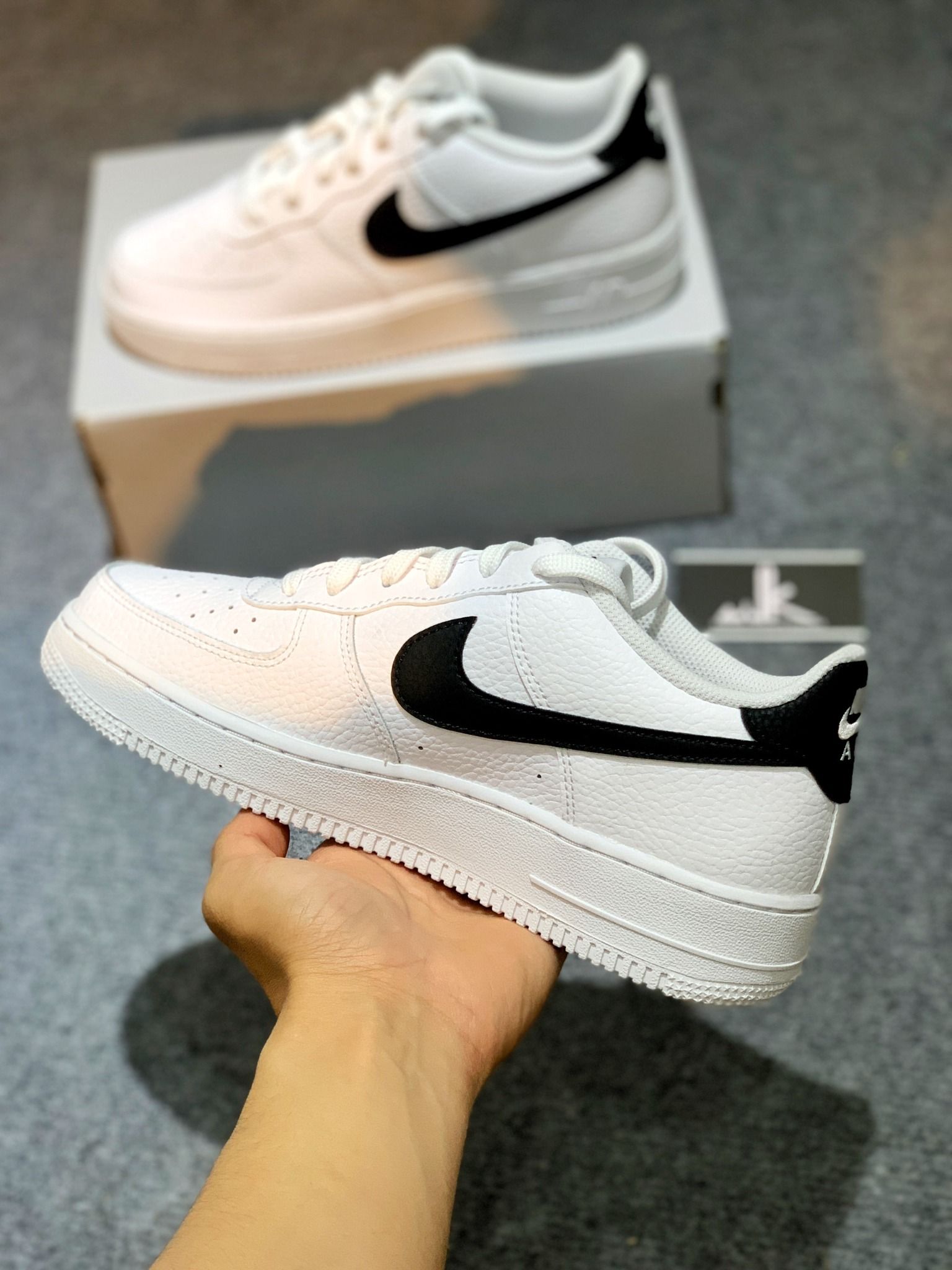  CT3839-100 Nike Air Force 1 GS White Black 