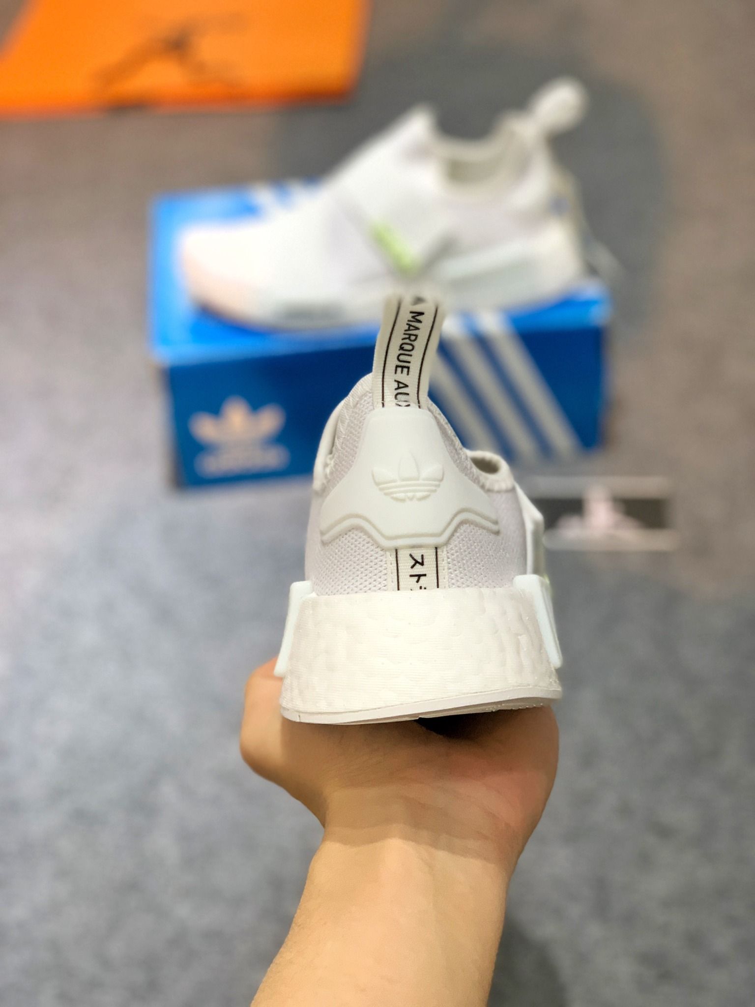  GW5699 NMD R1 Shoes White 