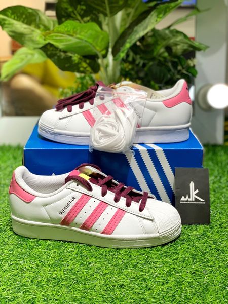  H05674 Superstar White Rose Tone 