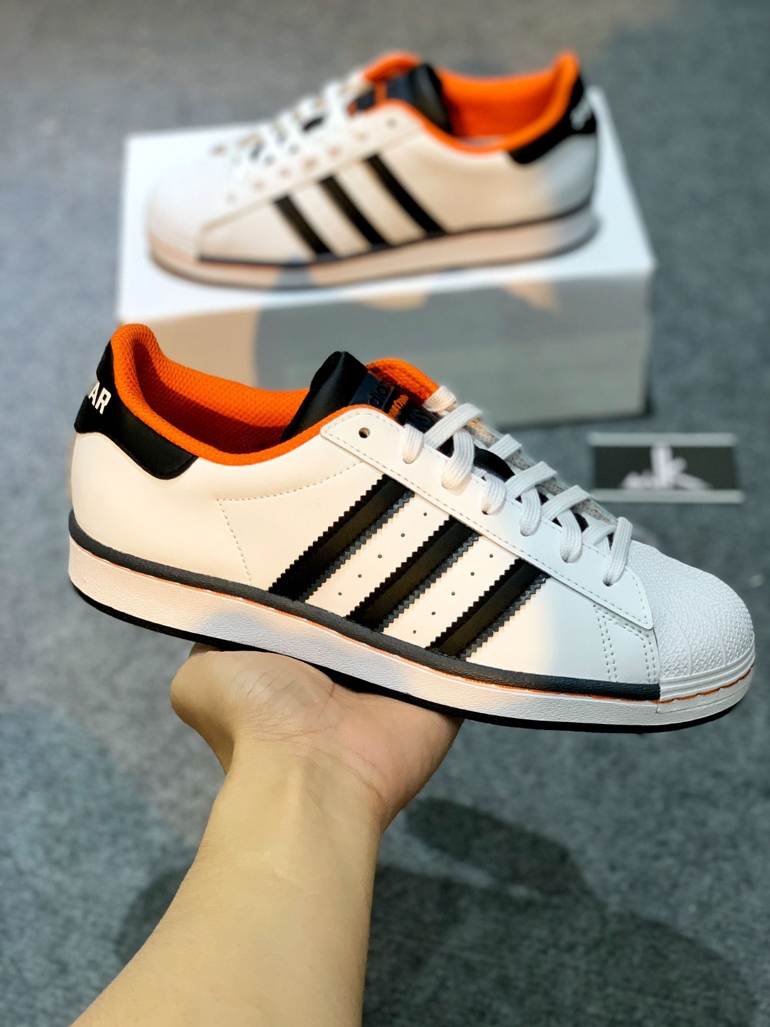 FV8271 Superstar vs Streetball Weirdkos Sneakers