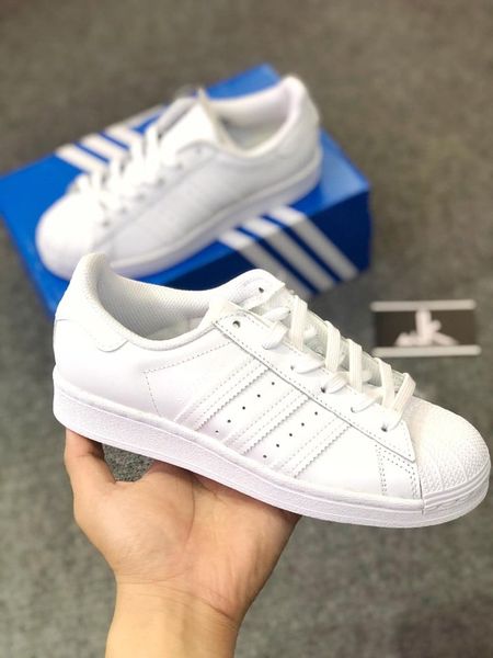  B23641 SuperStar All White 