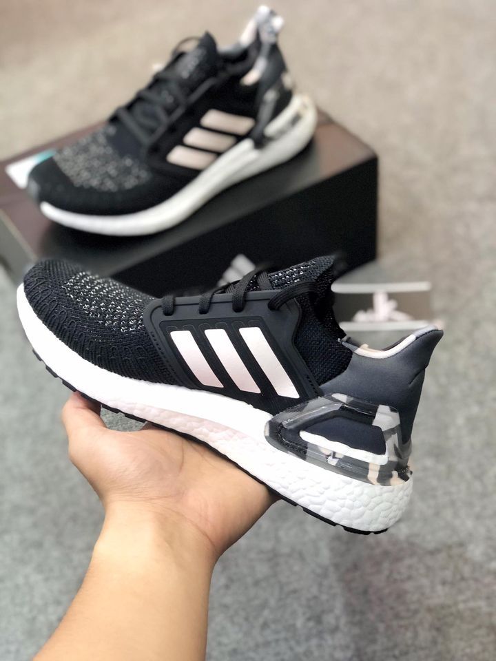  FV8349 - Ultraboost 20 Black Pink Tint 