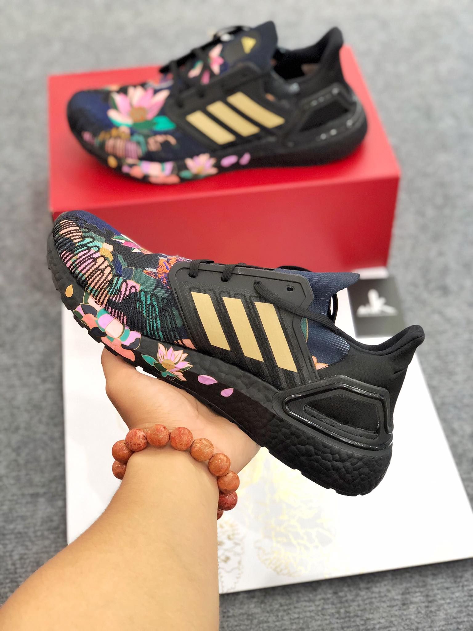  FW4310 - Ultraboost 20 Chinese New Year Black (2020) 