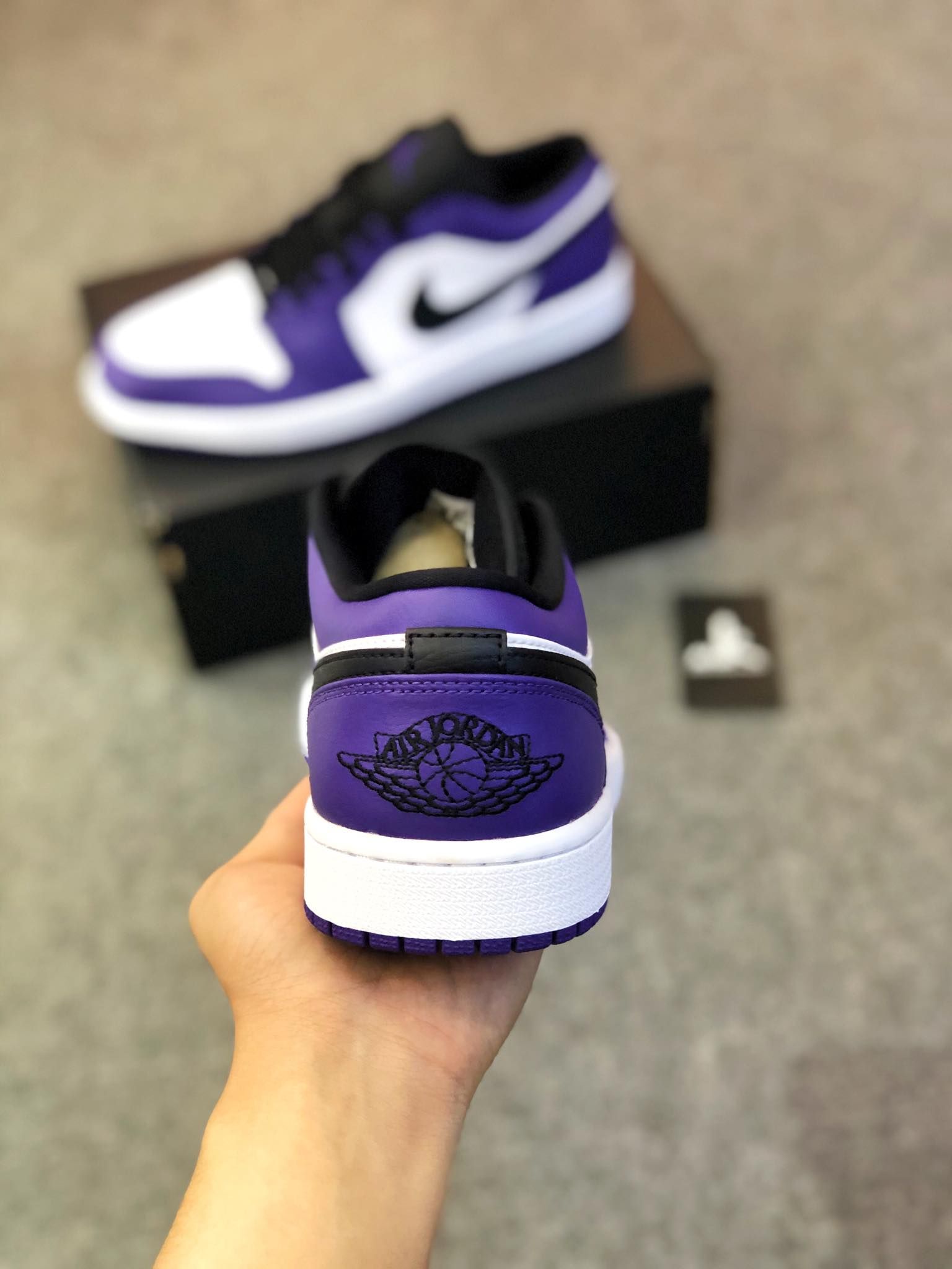  553558-500 Jordan 1 Low Court Purple 