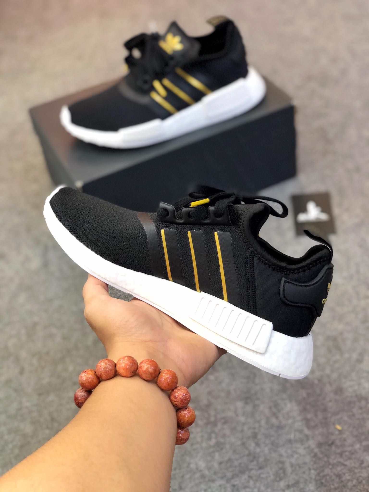  FW6433 NMD R1 Black Gold Metallic 