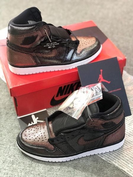  CU6690-006 Jordan 1 Retro High Fearless Rose Gold 