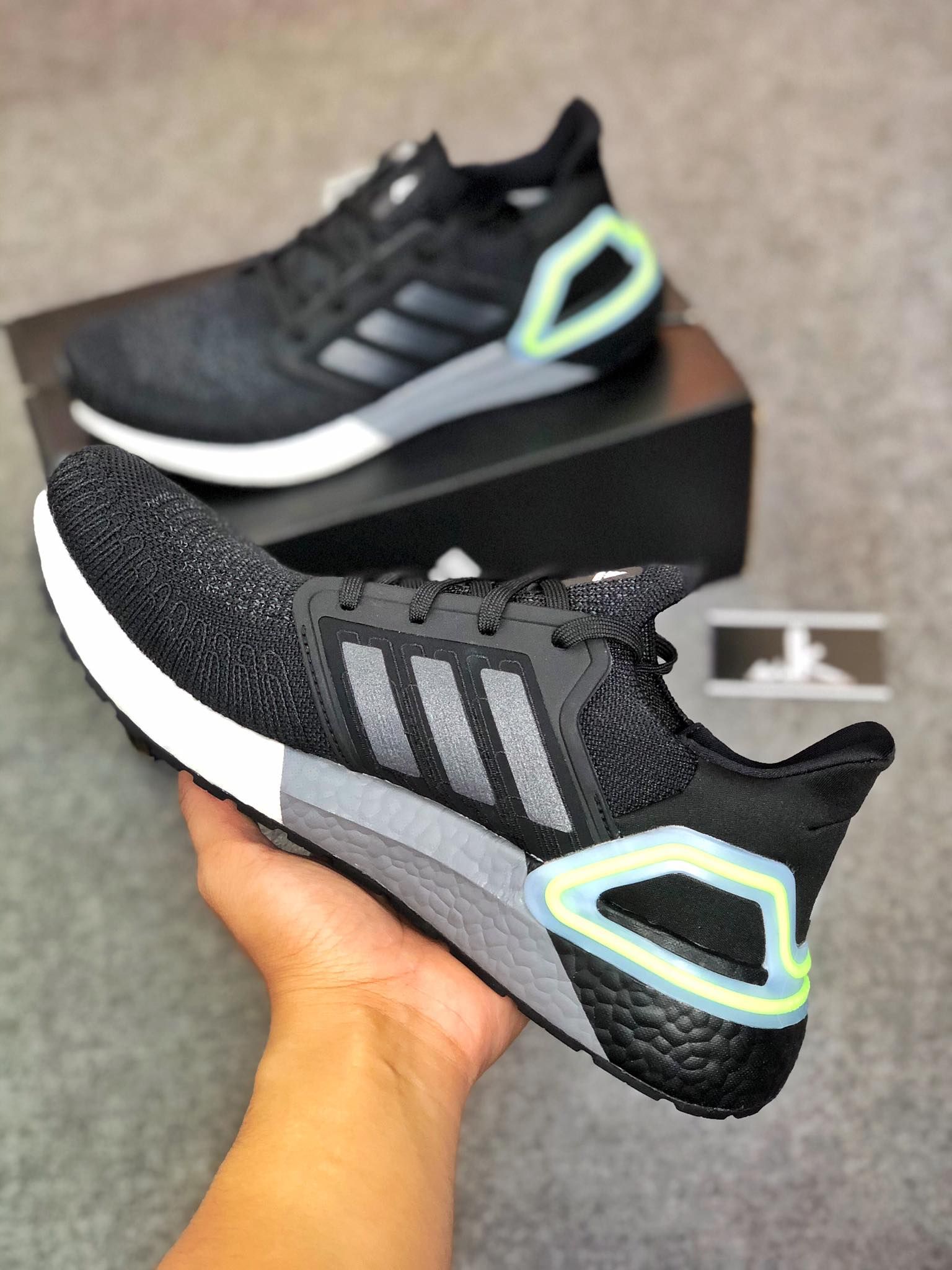  EG0707 Ultraboost 20 Signal Green 