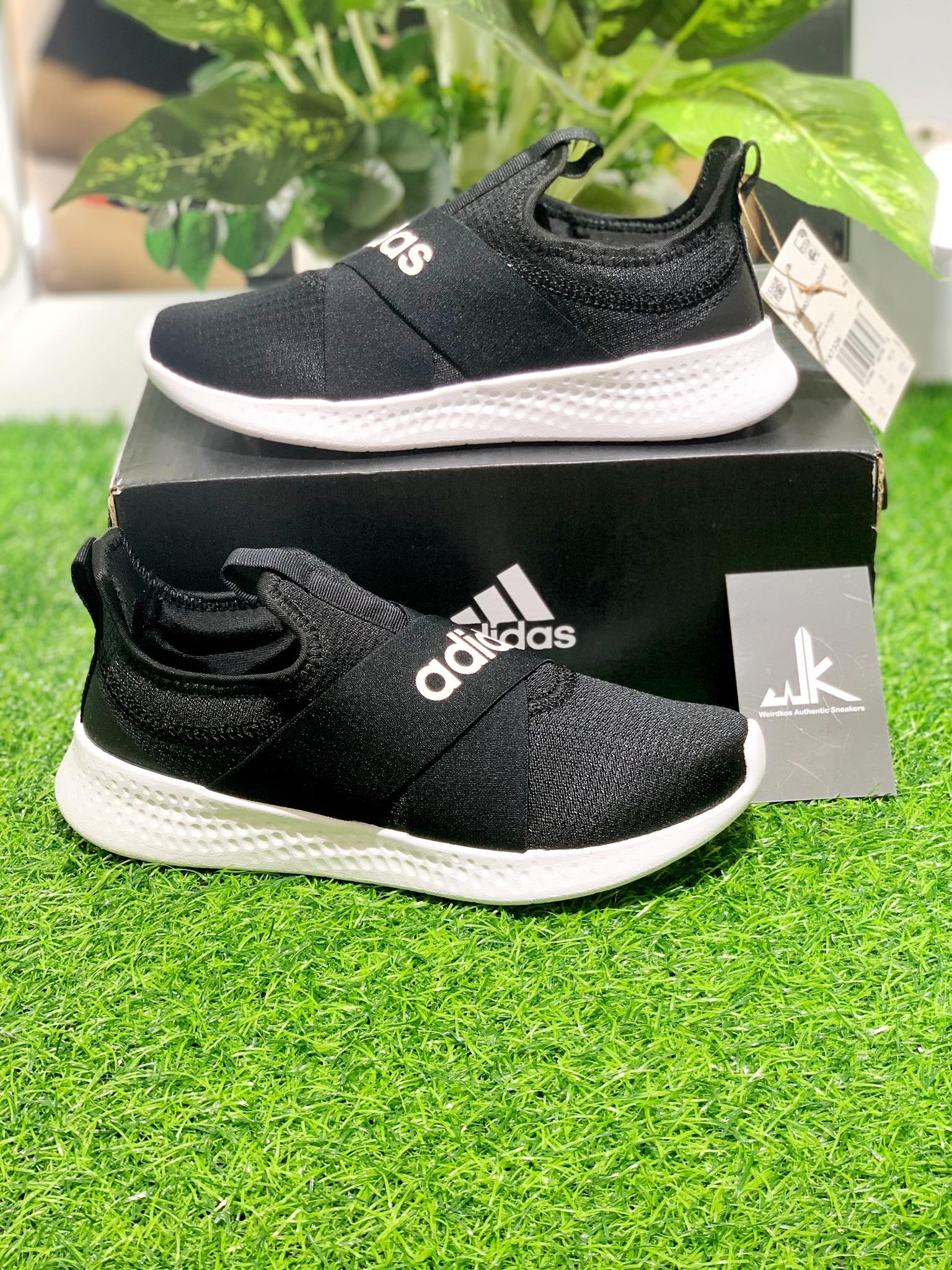 FX7326 Puremotion Adapt Core Black – Weirdkos Sneakers