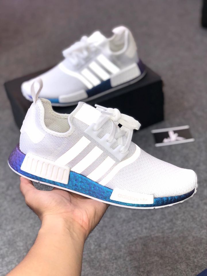  FV5344 NMD R1 Silver Metallic 