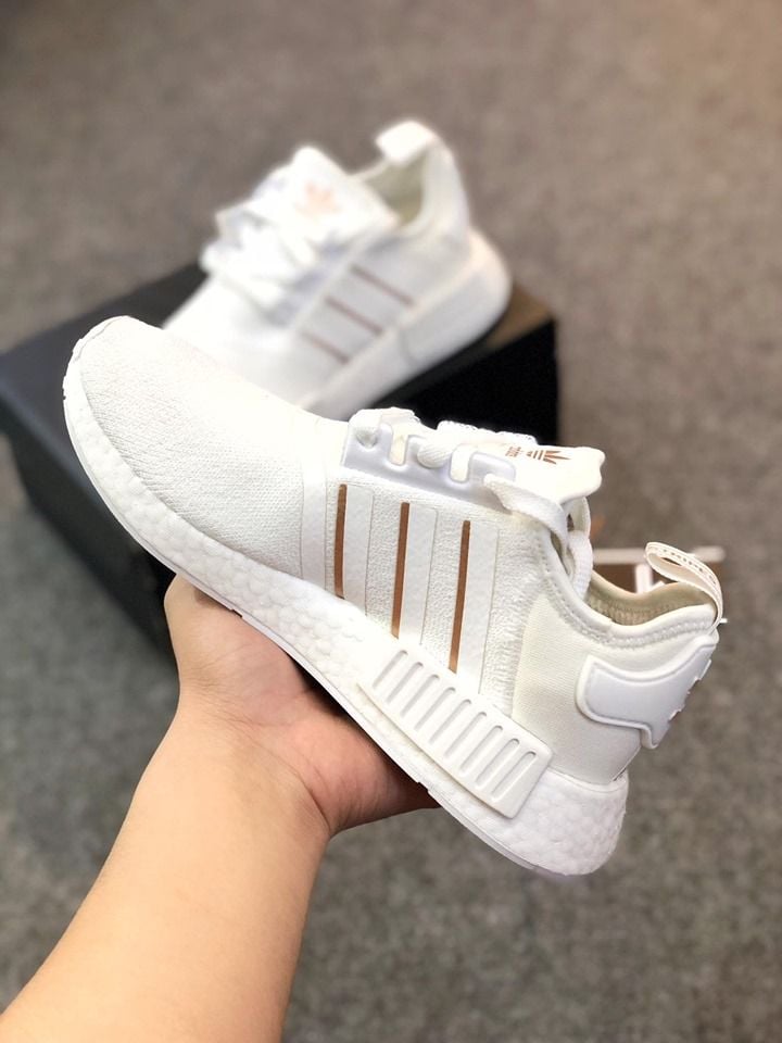  FW6434 - NMD R1 Cloud White Rose Gold 