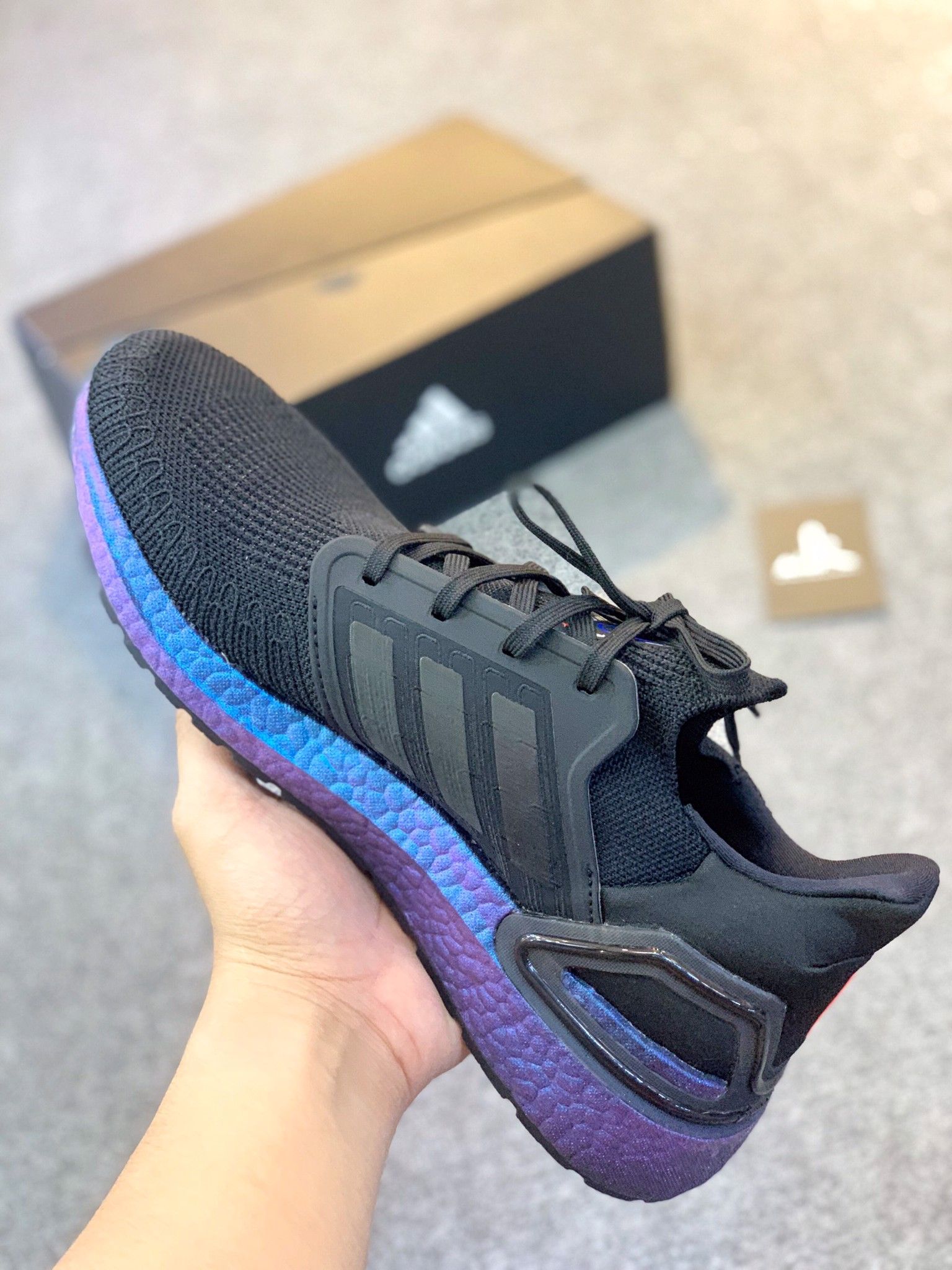  adidas Ultraboost 2020 