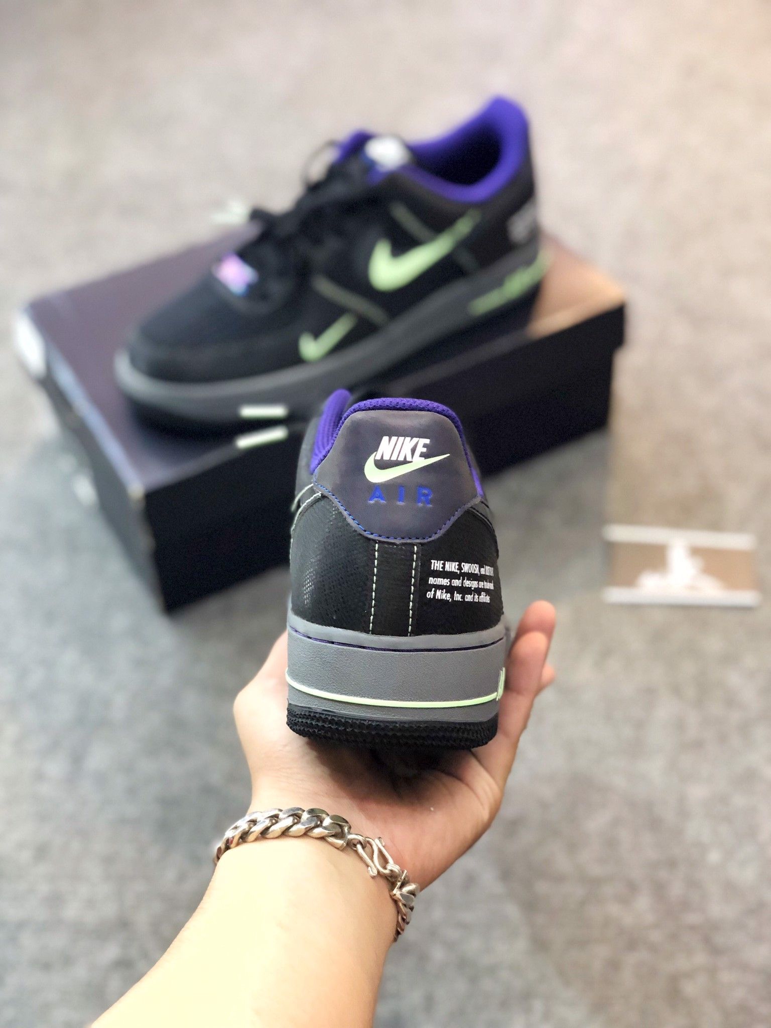  CT1621-001 Air Force 1 Low Future Swoosh 