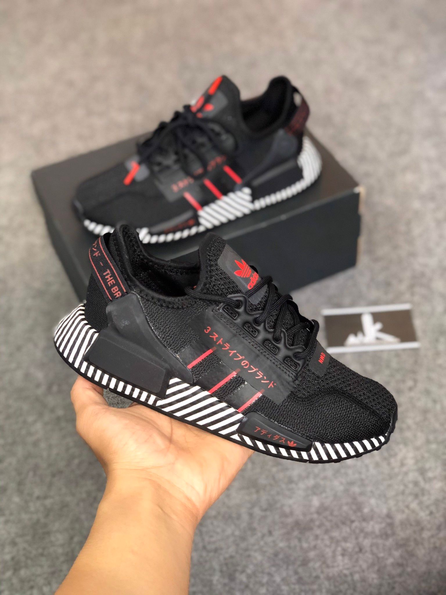  NMD_R1 V2 J 'Dazzle Camo' 