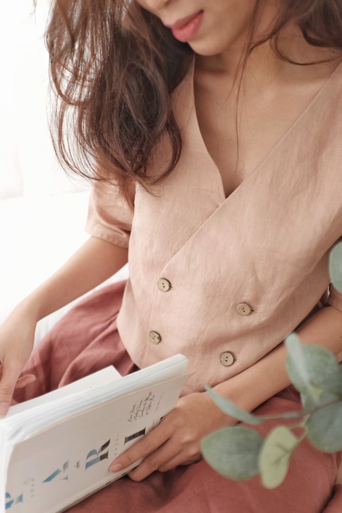 TIA blouse