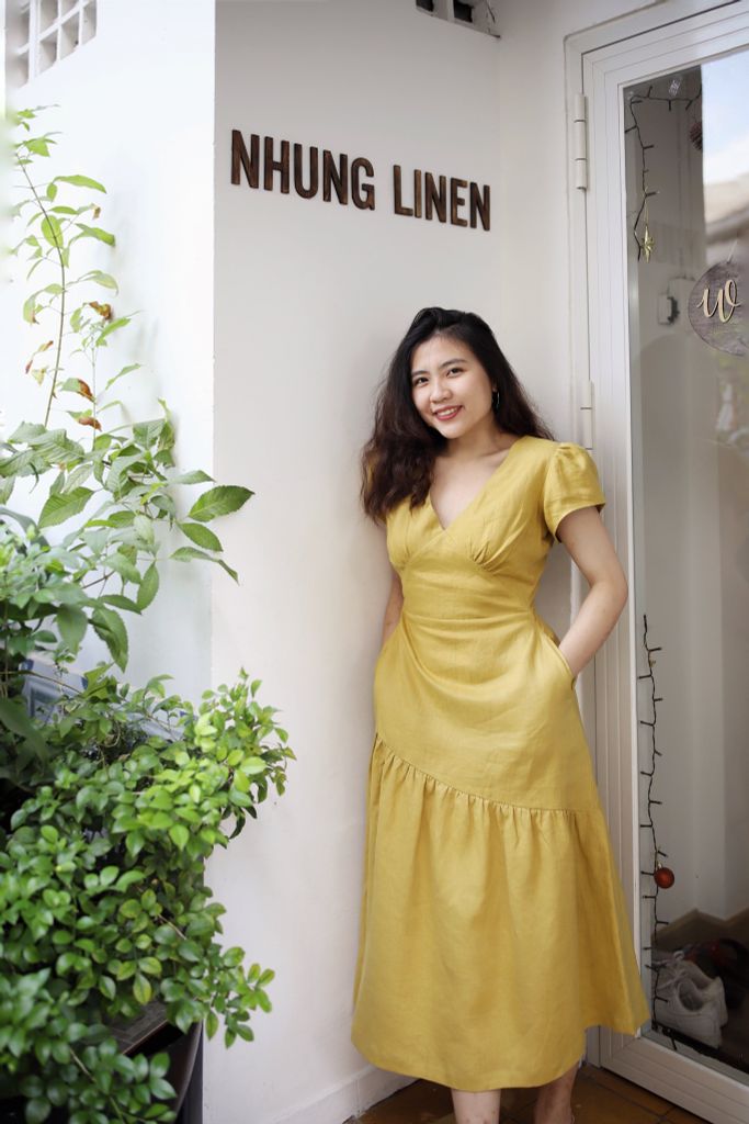 Váy linen 2 dây dáng dài thêu tay