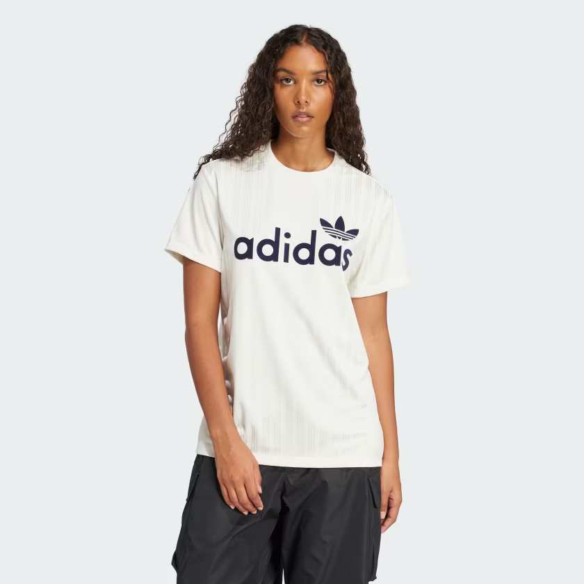 Áo T-shirt adidas Boyfriend Linear Graphic Nữ - JC7700