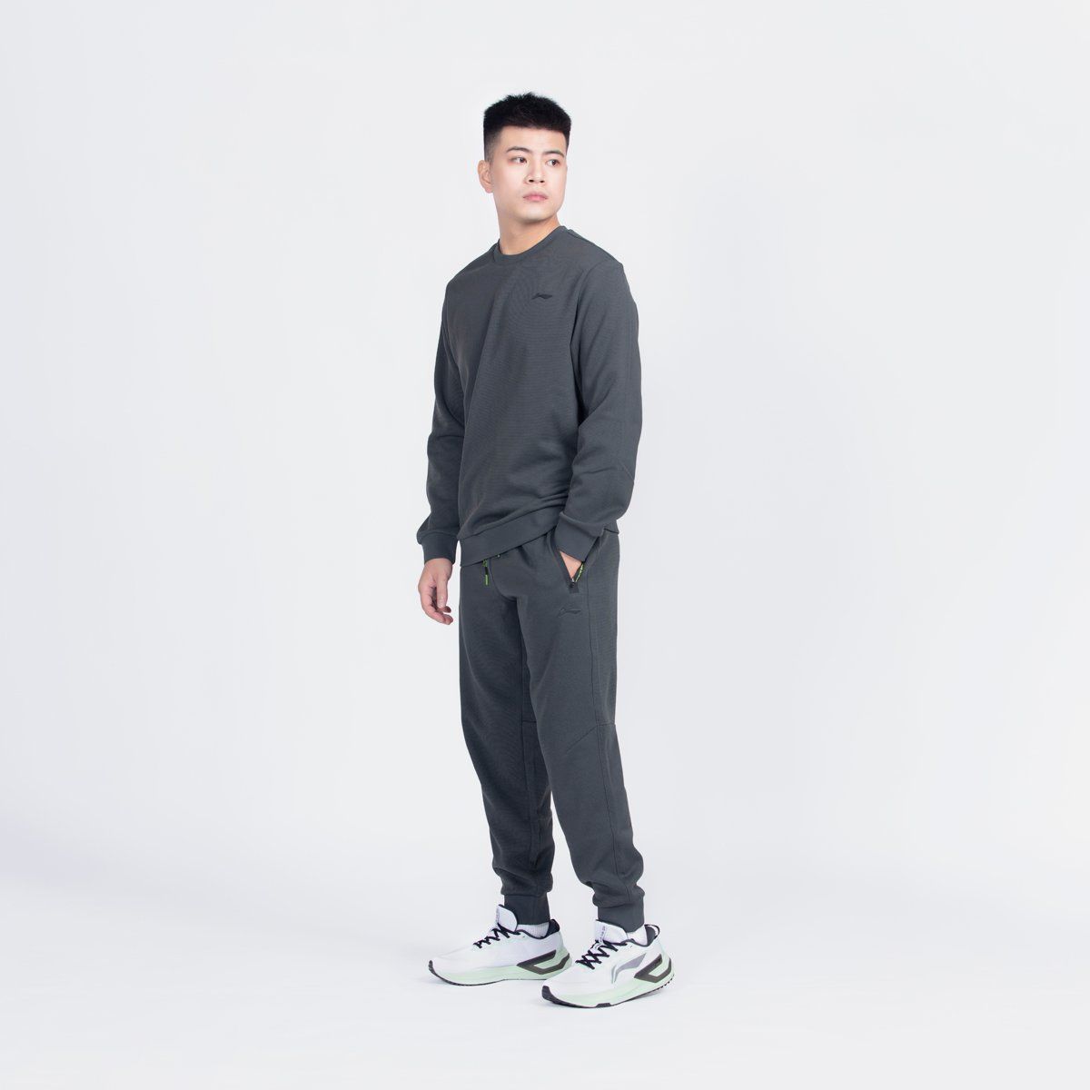 Quần nỉ Li-Ning Nam AKLT435-1V