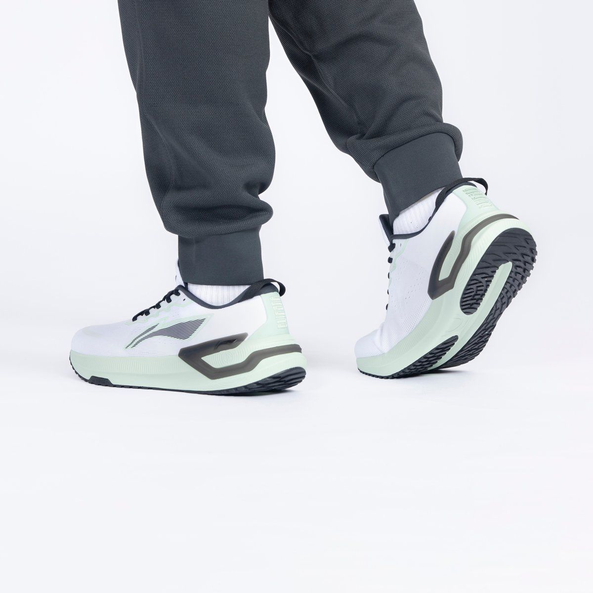 Giày chạy bộ Li-Ning Nam ARHT019-7V