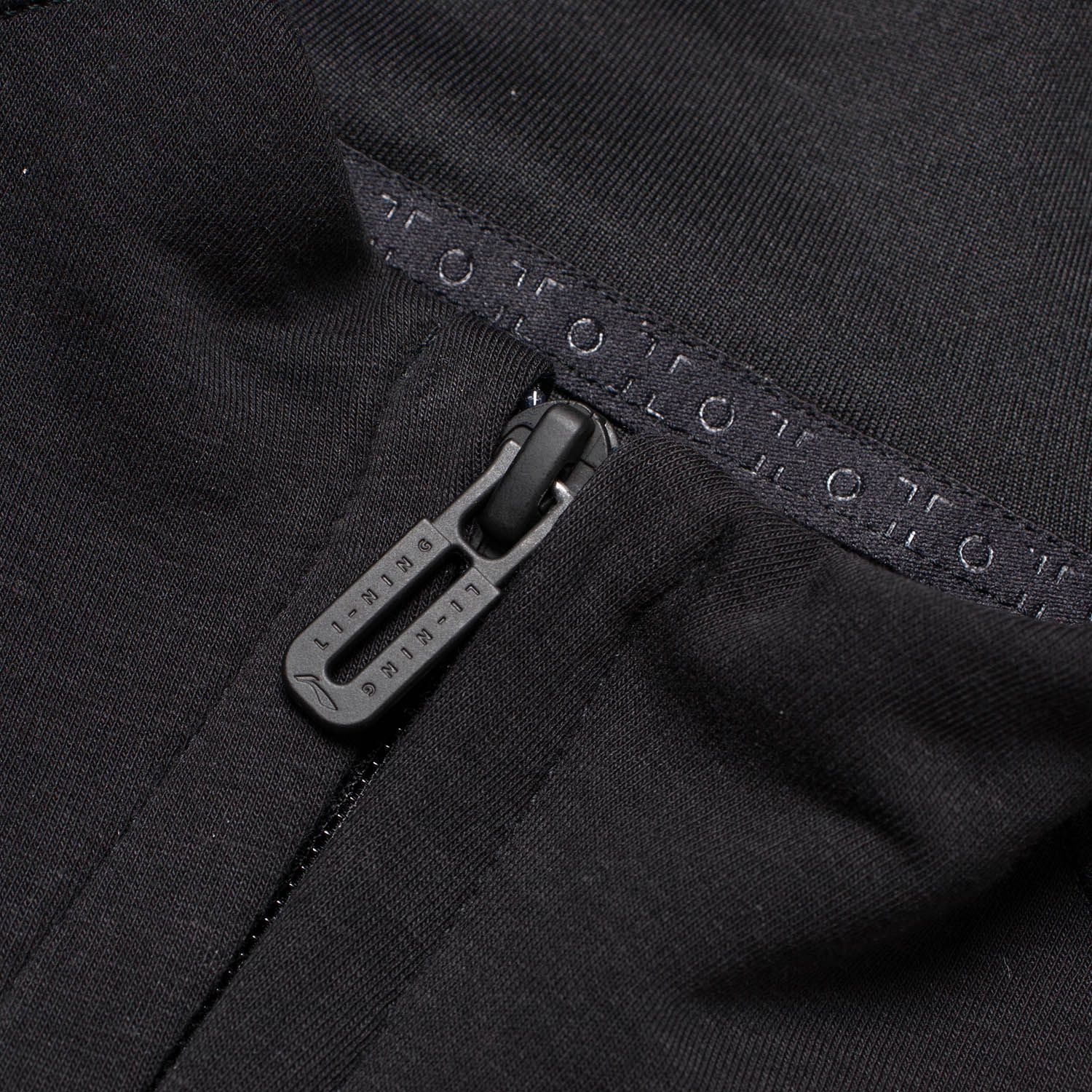 Áo nỉ thể thao Li-Ning nữ AWDS780-2