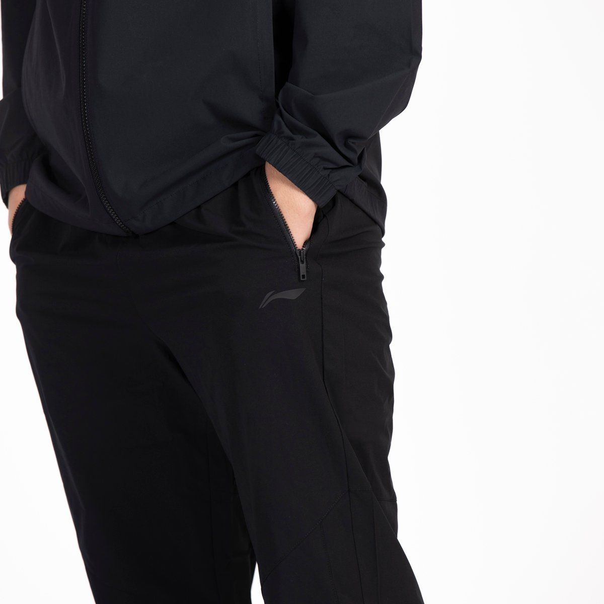 Quần gió Li-Ning Nam AYKT747-1