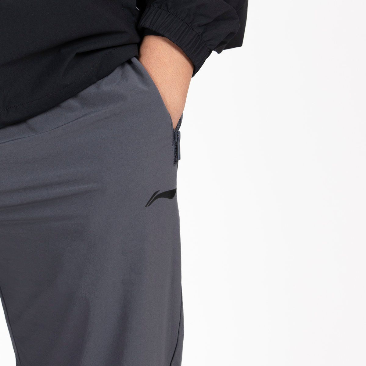 Quần gió Li-Ning Nam AYKT747-2