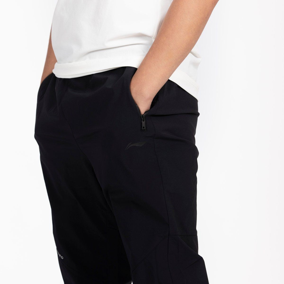 Quần gió Li-Ning Nam AYKT749-2