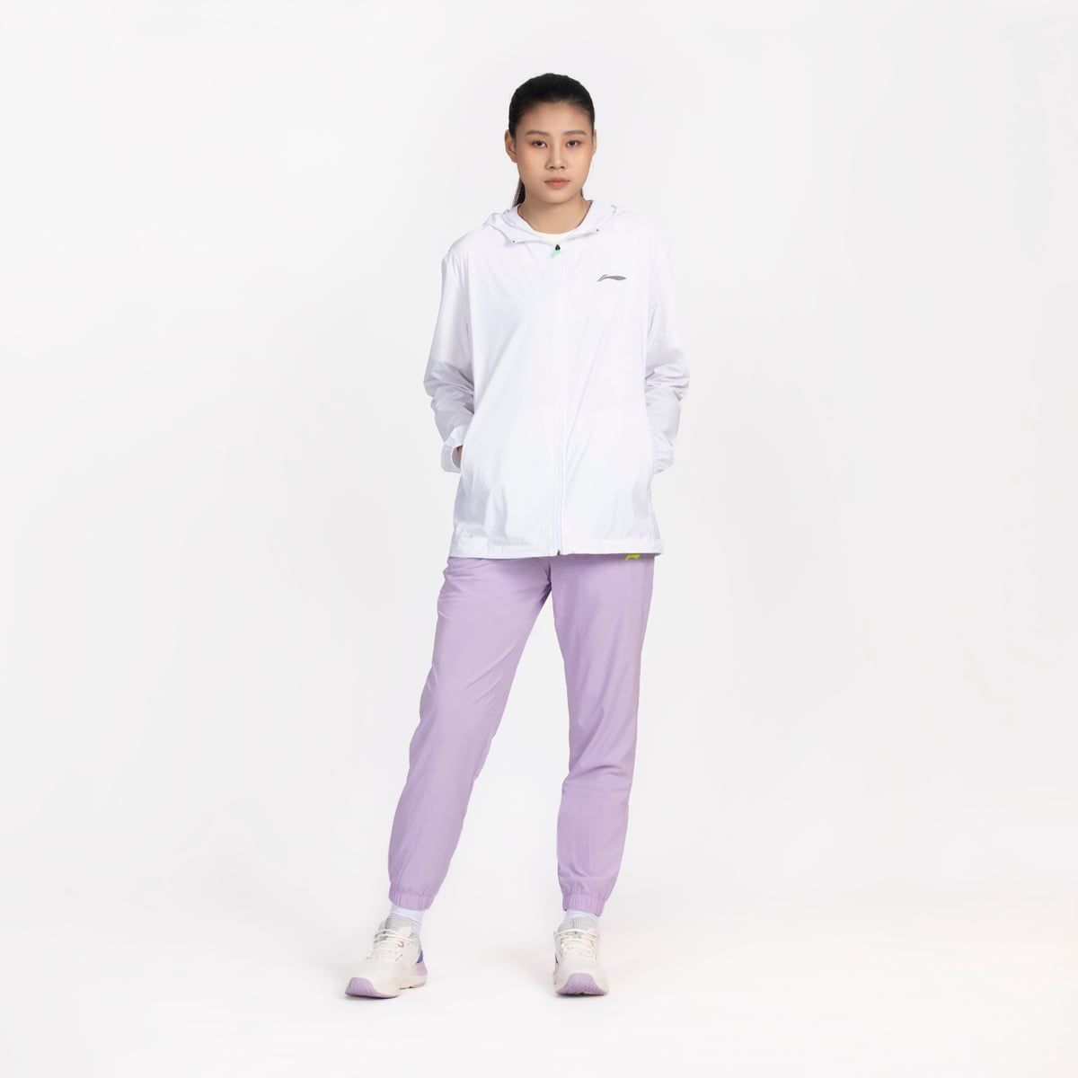 Quần gió Li-Ning Nữ AYKT762-1