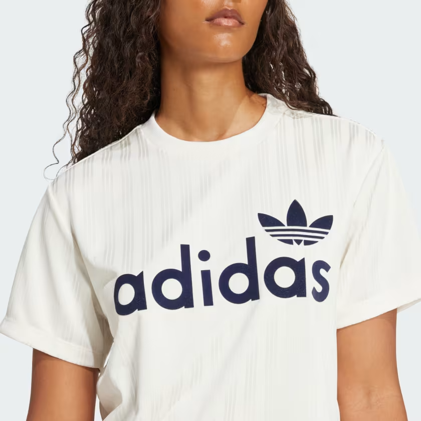Áo T-shirt adidas Boyfriend Linear Graphic Nữ - JC7700