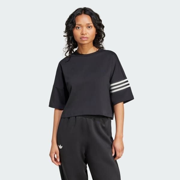 Áo T-shirt adidas Neuclassics Nữ - IW5603