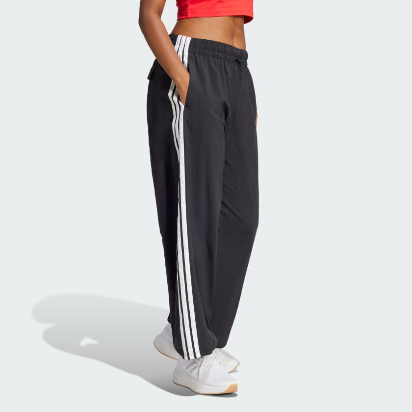 Quần dài adidas Essentials 3 sọc Lifestyle Nữ - JE1306