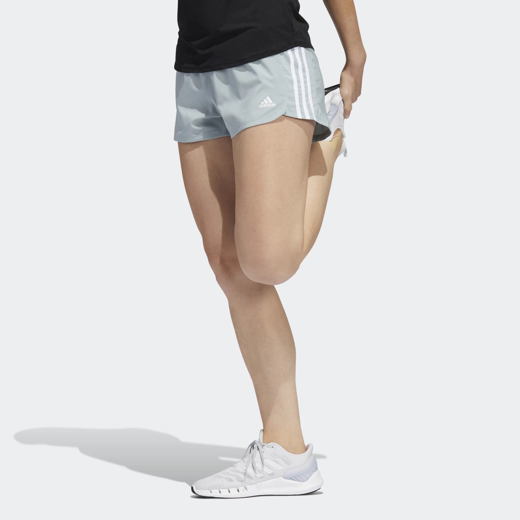 Quần short thể thao nữ Adidas - HD9587